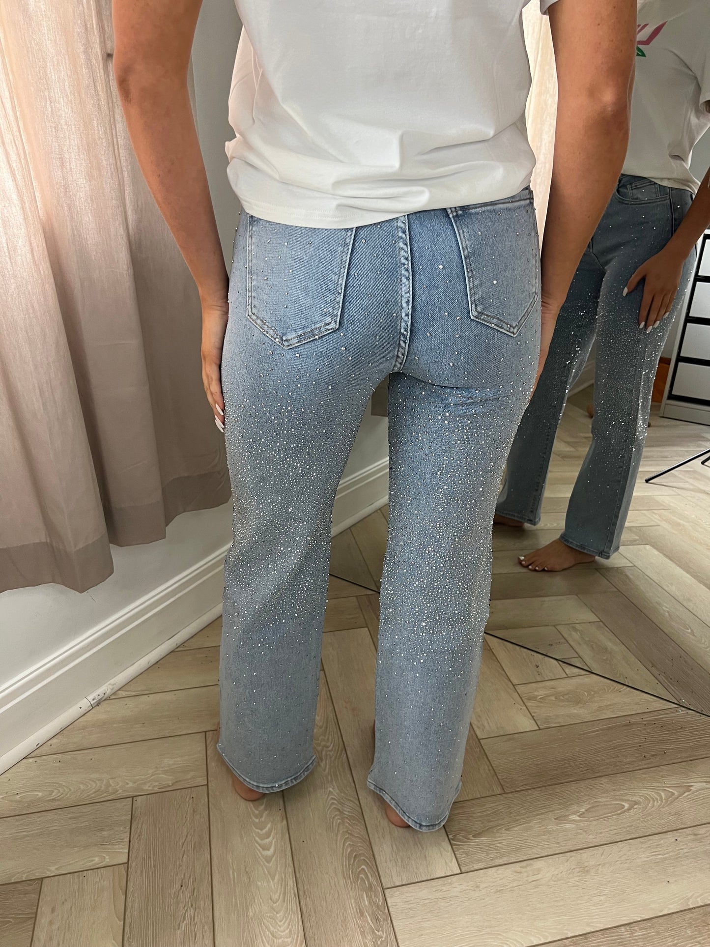 Petite 28.5” Light Blue Diamanté Middle Detail Jeans